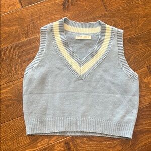 Sweater vest